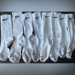 Womens White Nike Everyday Plus Cushioned Crew Socks